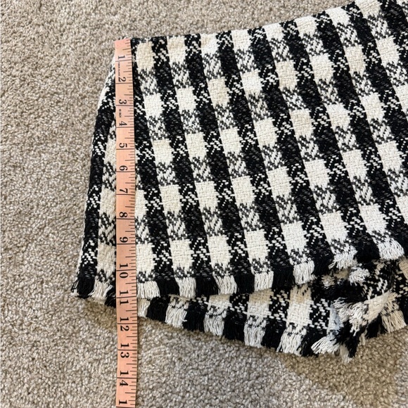 Alice & Olivia MACE TWEED MINI SKORT‎ 6 - Picture 6 of 11